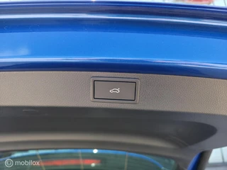 Skoda Karoq 1.5 TSI ACT Sportline / Trekh. / Carplay / Navi / 39