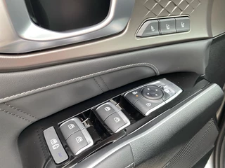 Kia Sorento 1.6 T-GDi Plug-in Hybrid 4WD ExecutiveLine 7p | Bel voor info | 253 pk | Head-up display | Nu €3000 Inruilpremie! / 28