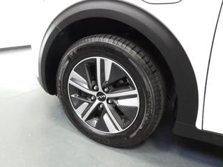 Kia Niro 1.6 GDi PHEV Plug-In DynamicPlusLine NAVI/CAMERA/LED/16"LMV! / 39