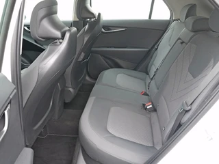 Kia Niro 1.6 GDi PHEV Dynamic Line Stoelverwarming / 14
