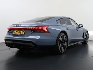 Audi e-tron GT GT 93 kWh CARBON PAKKET | STOEL VENTILATIE EN VERWARMING | PANORAMDAK | B&O GELUID | HEAD UP | LUCHTVERING ETC . / 9