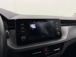 Skoda Kamiq 1.0 TSI Ambition | Automaat | Adaptive cruise | Stoel & stuurverwarming | CarPlay | Afneembare trekhaak / 21