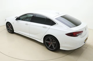 Opel Insignia Grand Sport 1.5 Turbo Business Executive | Climate Control | Camera achter | OPC Line pakket | AGR stoelen | Stoel- en stuurverwarming | Keyless Entry & Start | Navigatie / 5