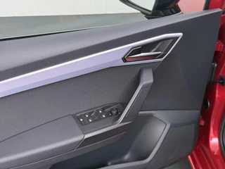SEAT Ibiza 1.0 EcoTSI FR 18 INCH| PARKEERSENSOREN| RIJKLAAR GELEVERD INCL. 12 MND BOVAG GARANTIE|  ORIGINEEL NEDERLANDS GELEVERD NAP| FULL LED| CARPLAY / 16