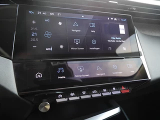 Peugeot 308 1.2 PureTech Allure | 130PK | Navigatie | Climate control | Lichtmetalen velgen | Achteruitrijcamera | Keyless entry en start | Parkeersensoren v+a / 24