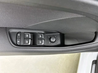 Audi A3 Sportback 1.4 TFSI CoD Sport Edition Automaat | Adaptive Cruise | Stoelverwarming | Navigatie | Parkeersensoren / 31