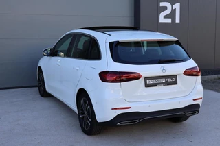 Mercedes-Benz B-Class 200 Luxury Line Panoramadak / Stuurwielverwarming / Stoelverwarming / 26