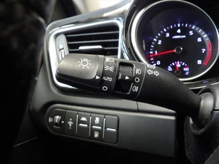 Kia XCeed 1.5 T-GDi MHEV 160pk DCT7 DynamicLine / 18