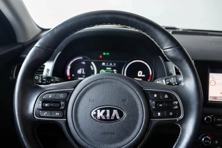 Kia e-Niro ExecutiveLine 64 kWh 204PK 100% SOH Leder | JBL Sound | Warmtepomp | Stoelkoeling / 15