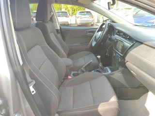 Toyota Auris 1.6 TREND TREKHAAK 1300KG TREKGEW 1E-EIG NL-AUTO DEALER ONDERHOUDEN STOELVERW 16'' LM-VELGEN CAMERA BLUETOOTH / 11