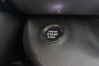 Jeep Avenger 1.2 e-Hybrid Altitude Keyless JBL Camera Elektrische Achterklep / 33