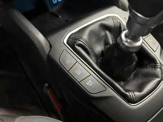 Ford Focus 1.0 EcoBoost Trend Edition Business CAMERA CARPLAY NAVI LM. / 41