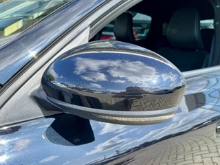 Renault Arkana 1.6 E-Tech Full Hybrid 145 E-Tech Engineered | Stoel+Stuurverwarming | (IACC) Intelligent Adaptive Cruise Control | Dodehoek | Draadloze Telefoonlader | Easy Park Assist | Navigatie | Climate Control | Reservewiel | Apple CarPlay/Androi / 25