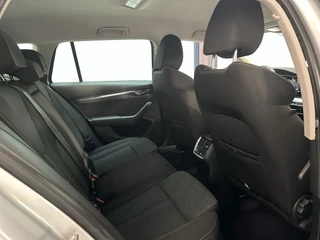 Škoda Octavia Combi 1.0 e-TSI DSG Business Edition Plus Adaptive Cruise Sfeerverlichting DAB+ / 8