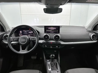 Audi Q2 35 TFSI S Edition Automaat | Adaptive Cruise | Stoelverwarming | CarPlay | Camera | Parkeersensoren / 6