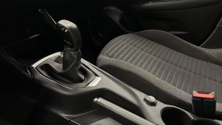 Peugeot 208 1.2 PureTech Active CARPLAY CRUISE. / 38
