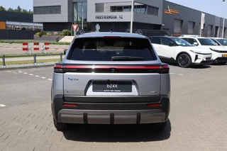 Toyota bZ4X Touring EXECUTIVE AWD 75KWH PANODAK JBL-AUDIO 1500KG TREKGEW STOELVERW/KOELING STUURVERW BLIND SPOT WARMTEPOMP EL-ACHTERKLEP / 5