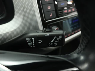 Volkswagen up! 1.0 BMT high-up! Panoramadak | Stoelverwarming | Climate control / 29