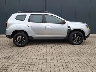 Dacia Duster 1.3 TCe 130pk Comfort * Navigatie * Cruise Control * Airco * / 25