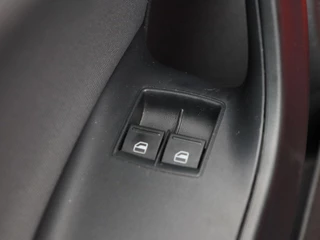SEAT Ibiza ST 1.0 EcoTSi Style Connect | Trekhaak | Airco | Cruise Control | Bluetooth | Parkeersensoren | 15 inch | 96.036 Km !! / 20