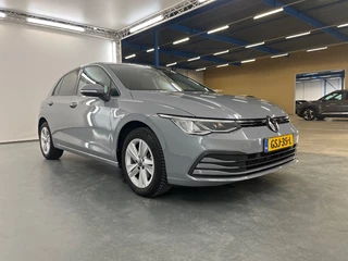 Volkswagen Golf 1.0tsi life 81kW / 2
