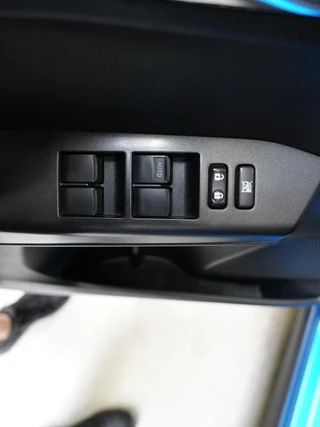 Toyota RAV4 2.5 Hybrid AWD Executive Business / 26