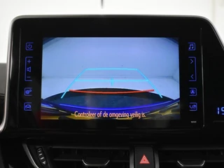 Toyota C-HR 1.8 Hybrid Style Allseasons | Leder | Blindspot / 22