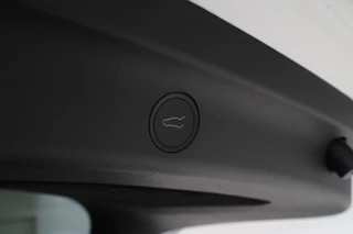 Tesla Model Y Long Range AWD 75 kWh Navigatie, trekhaak! Volleder, Climate / 12