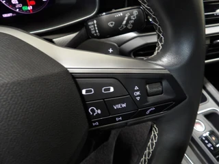 SEAT Leon Sportstourer 1.0 eTSI 110pk DSG-7 Style Business Intense / 23