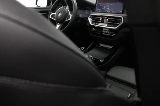 BMW X3 xDrive30e M-Sport High Executive | PANORAMADAK | SFEERVERLICHTING | 360 CAMERA | 20" / 13