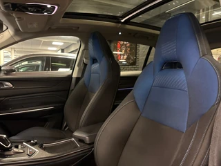Lynk & Co 01 1.5 / Pano / Navigatie / Camera / Infinity / Memory / Elek.klep / Apple carplay / 14