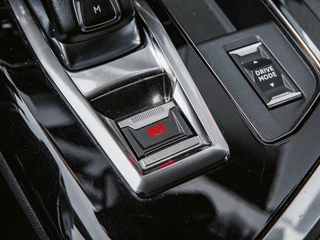 Peugeot 5008 1.2 PureTech Allure | TREKHAAK | CAMERA | NAP / 28