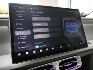 Leapmotor B10 Design ProMax 67.1 kWh  | Elektrische achterklep | Stoel en stuurverwarming | Lederenbekleding | 18 inch velgen | Meerdere kleuren! / 43