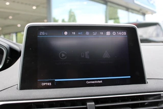 Peugeot 3008 1.2 PureTech Première  | Panoramadak | Camera | Trekhaak | Elekt. achterklep | Navigatie / 30