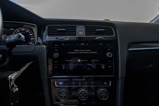 Volkswagen Golf 1.4 TSI Highline Business | DSG  | Virtual | ACC | Carplay / 27