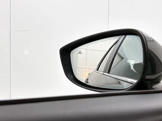 Mazda CX-30 2.0 e-SkyActiv M Hybrid | Adaptive Cruise | Stoel/Stuurverwarming | Camera | Navigatie | Trekhaak / 30