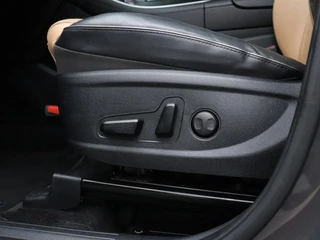 Hyundai Santa Fe 1.6 T-GDI PHEV Comfort Smart Sky | LEDER | PANO-DAK | TREKHAAK | KRELL AUDIO | CAMERA | STOEL/STUURVERW. | ADAPT. CRUISE | SOH 96.1% | / 17
