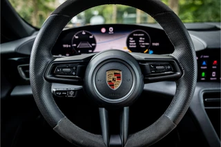 Porsche Taycan 4S Performance 93 kWh Vierwielbesturing Innodrive Matrix Bose / 9