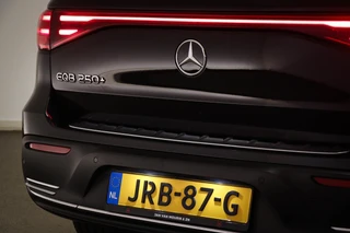 Mercedes-Benz EQB 250+ Electric Art 71 kWh | 7 PERSOONS | PANORAMADAK | DAB | APPLE | CAMERA / 29
