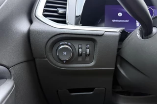 Opel Grandland 1.6 Turbo Plug-In Hybrid GS | 225PK | Automaat | Adaptive Cruise Control | Stoelverwarming | Verwarmd stuurwiel | Drive Assist | AGR Stoelen Voor | Navigatie | Parkeercamera achter | Apple Carplay & Android Auto / 21