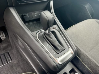 Renault Captur 1.6 E-Tech Full Hybrid 145 Techno  | Stoel+Stuurverwarming | Climate Control | Draadloze Telefoonlader | Camera + Sensoren | Two-Tone | Apple CarPlay/Android Auto / 27