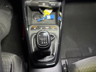 KIA Stonic 1.0 T-GDi MHEV 100pk DynamicPlusLine / 20