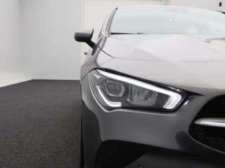 Mercedes-Benz CLA-klasse Shooting Brake 180 Business Solution 136 Pk Automaat | Stoelverwarming | Camera | Cruise Control | CarPlay | Climatronic | 16 Inch | 97.722 Km !! / 11