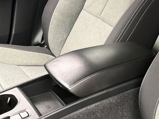 Volvo XC40 1.5 T4 Plug-in hybrid Core Recharge | Elek. Kofferklep | Apple Carplay | Climat/Control | Cruise/Control | / 26