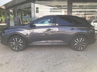 DS DS 7 1.6 PHEV 300 4x4 Pallas / 5
