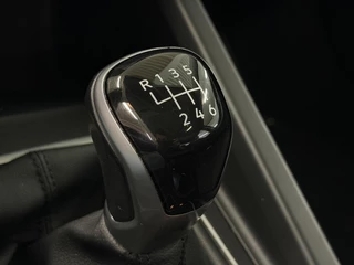 Volkswagen Golf 1.5 TSI Style | Pano | Navi | Winterpakket | ACC | Virtual Cockpit | PDC ( Vestiging - Nieuwegein ) / 28