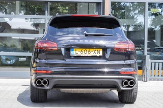 Porsche Cayenne 3.0 S E-Hybrid Platinum Edition Pano|Stoelverwarming|Bose| / 12
