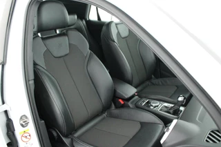 Audi Q2 35 TFSI 150pk S Edition Panoramadak Keyless Virtual Cockpit LED Koplampen S-Line / 2