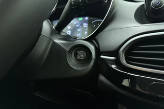 Fiat Tipo Stationwagon Cross 1.5 Hybrid Automaat | Navigatie | Trekhaak | Climate control | Keyless | Dakrails | Camera | Parkeersensoren / 29
