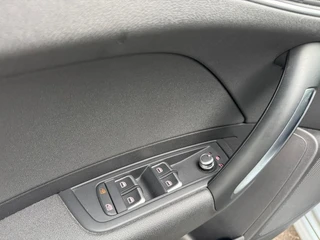 Audi A1 Sportback 1.0 TFSI S-line Origineel NL Led Keyless Bluetooth Goed onderhouden! / 32